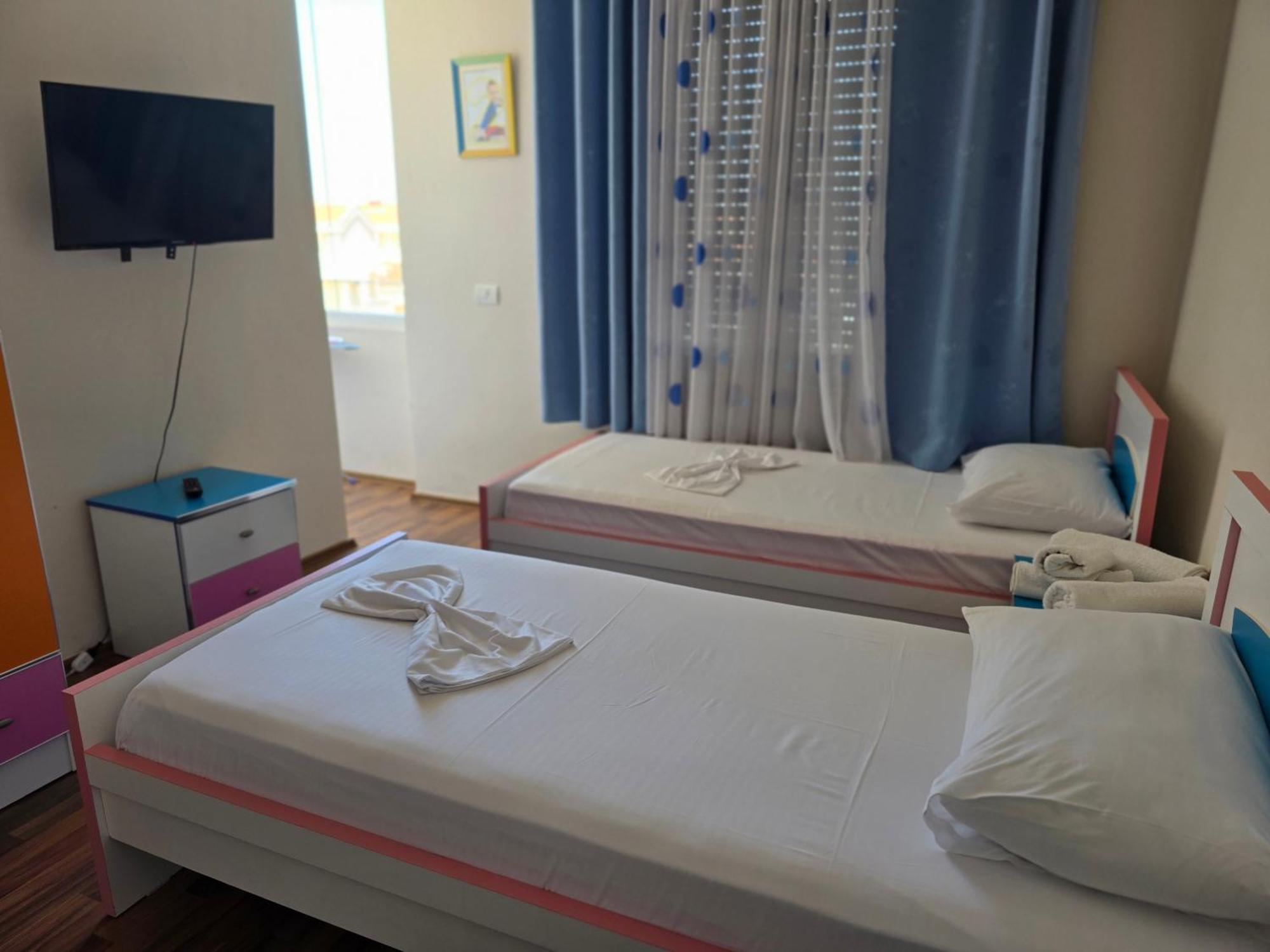 Aivi's Apartment *